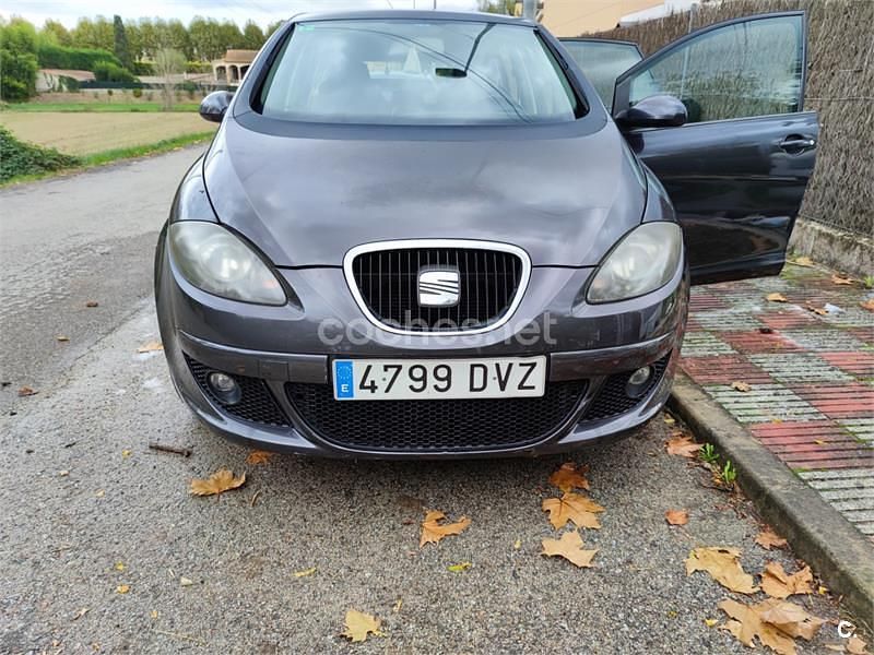 Negro Usado 2006 Seat Altea Stylance Monovolumen | 2800 € (Buen precio) - Imagen 1/4