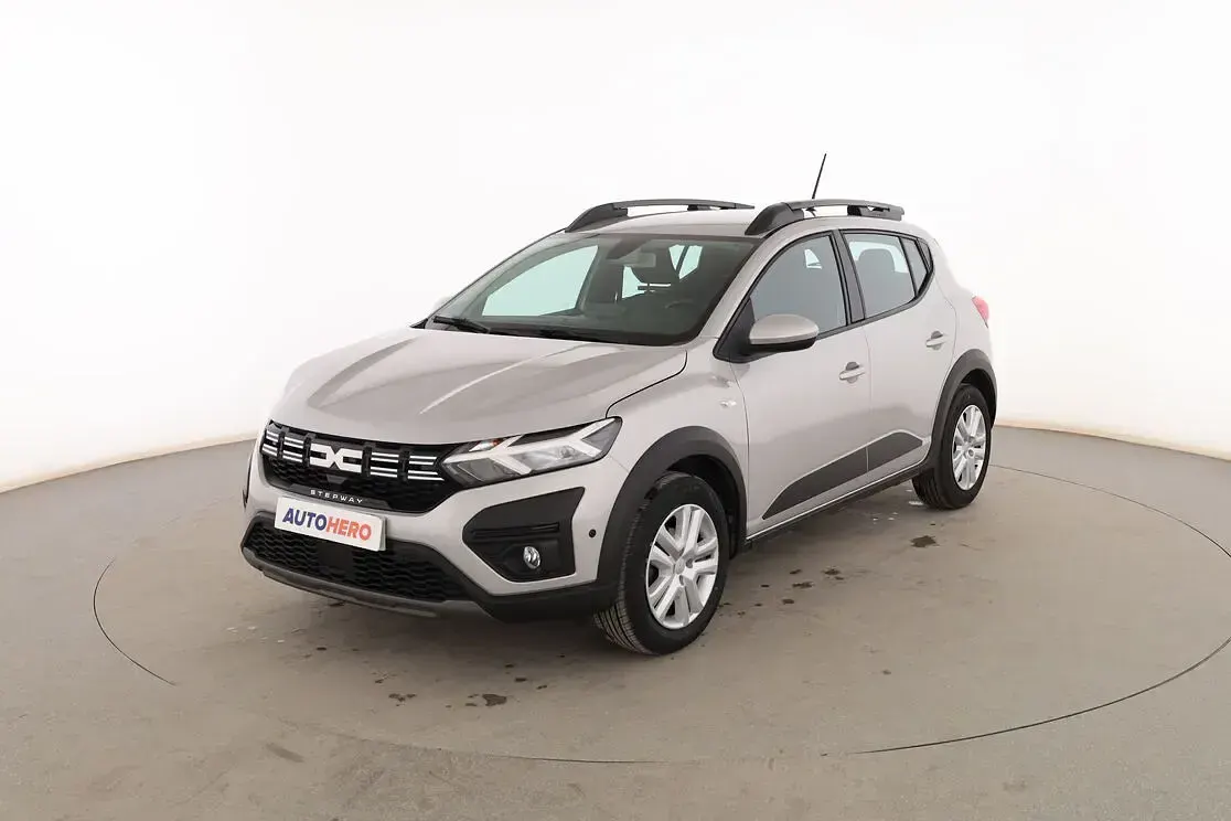 Usado Dacia Sandero Expression 91 CV (66 kW) 2023 Berlina
