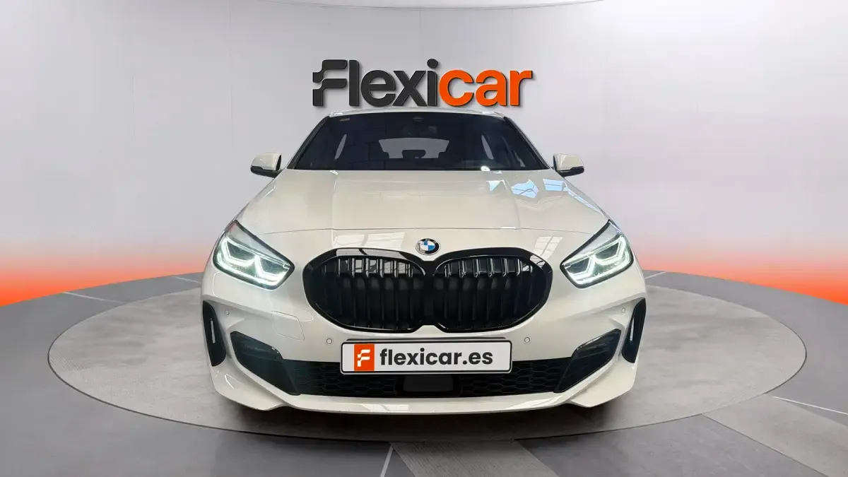 Usado BMW 118 150 CV (110 kW) 2021 Blanco Utilitario