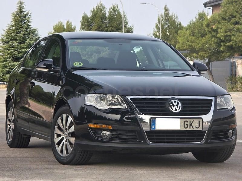 Usado VW Passat Advance 140 CV (102 kW) 2009 Negro Berlina