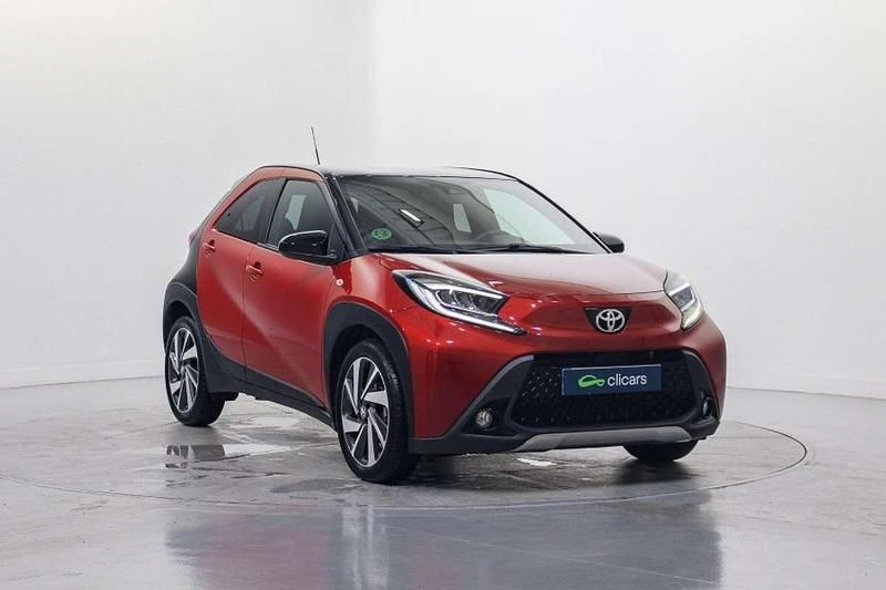 Usado Toyota Aygo X 72 CV (52 kW) 2022 Naranja SUV