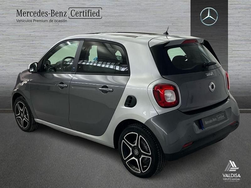 Usado Smart ForFour Electric Drive Passion 60 kW (82 CV) 2021 Gris Berlina