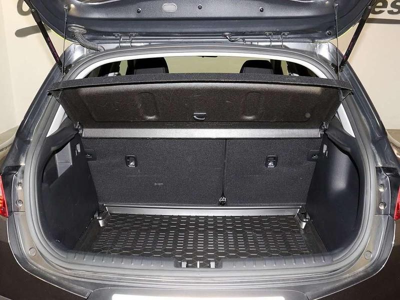 Usado Kia Stonic 101 CV (74 kW) 2020 Gris SUV