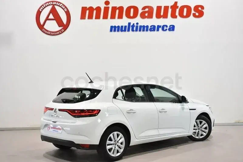 Usado Renault Mégane II Business 115 CV (84 kW) 2022 Blanco Berlina
