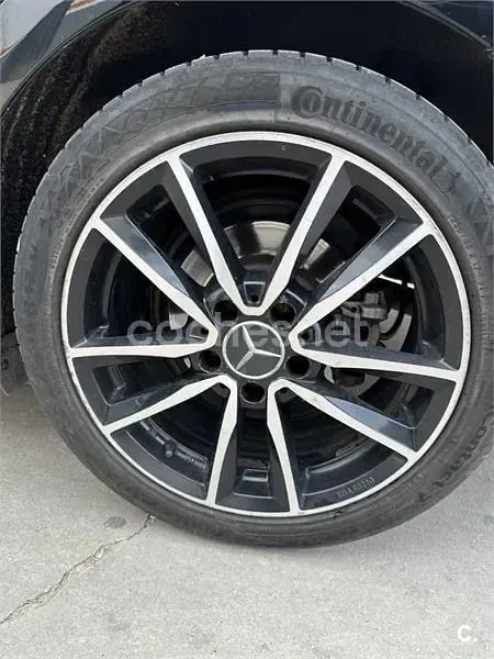 Usado Mercedes C200 136 CV (100 kW) 2012 Negro Berlina