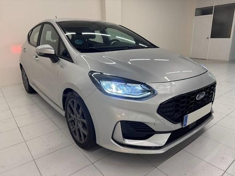 Usado Ford Fiesta ST-Line 125 CV (91 kW) 2023 Gris / plata Utilitario