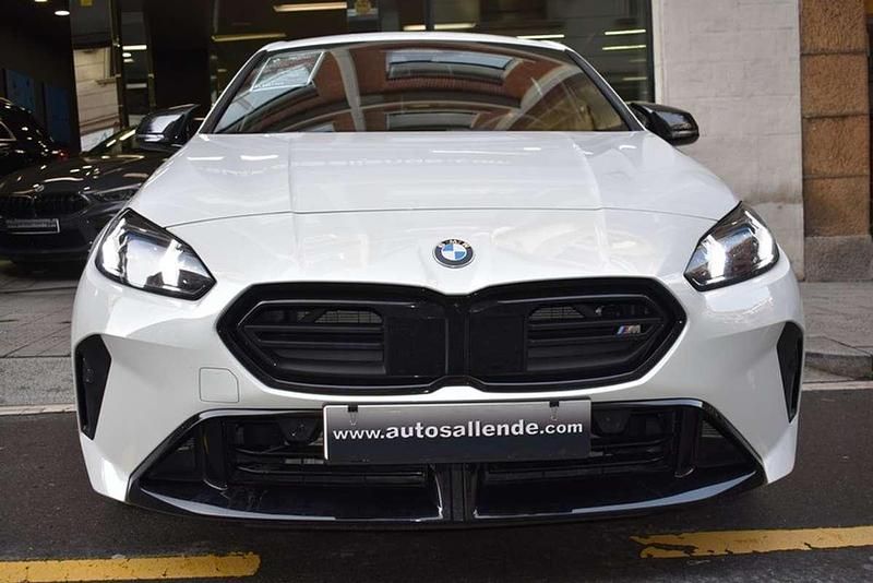 Usado BMW M135 M Sport 300 CV (220 kW) 2025 Blanco Utilitario