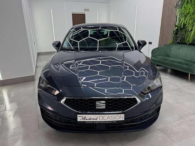 Usado Seat Leon Style 150 CV (110 kW) 2021 Gris Utilitario