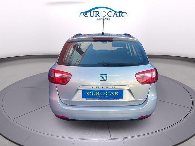 Usado Seat Ibiza Style 90 CV (66 kW) 2010 Gris Utilitario