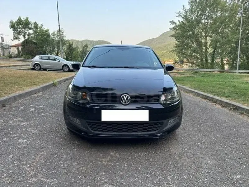Usado VW Polo Advance 75 CV (55 kW) 2011 Negro Utilitario