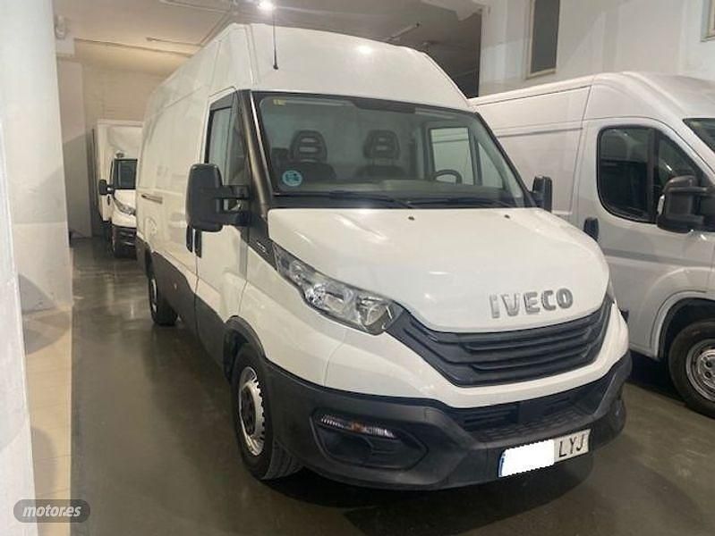 Usado Iveco Daily 160 CV (117 kW) 2022 Blanco Van