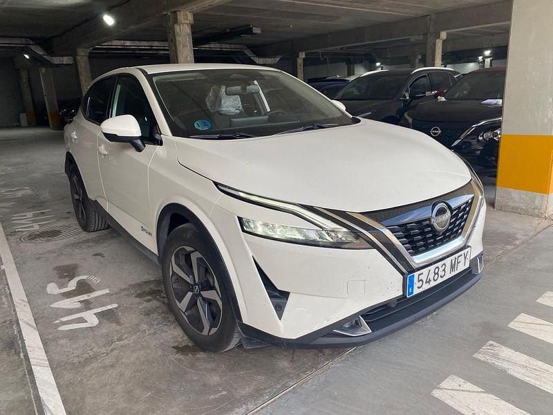Usado Nissan Qashqai N-Connecta 190 CV (139 kW) 2023 Blanco SUV