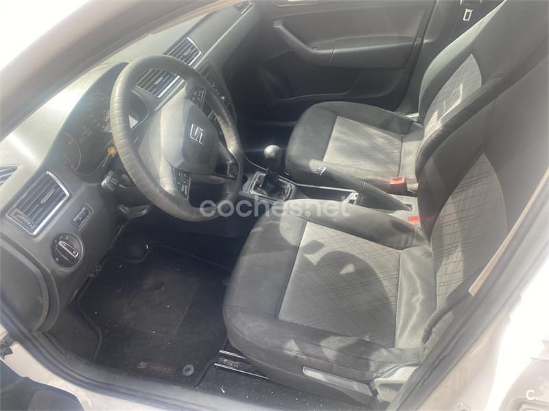 Blanco Usado 2016 Seat Toledo Style Berlina | 2500 € (Precio justo) - Imagen 1/3