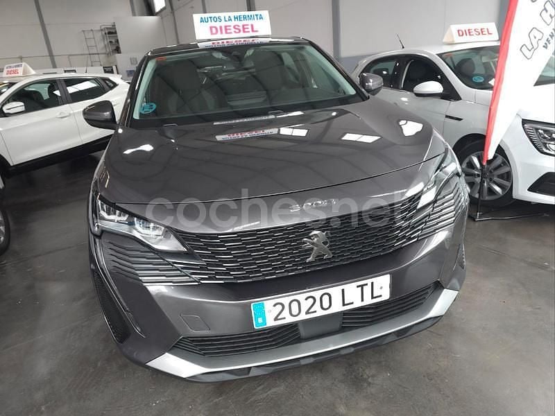 Usado Peugeot 3008 Active 130 CV (95 kW) 2021 Gris / plata SUV
