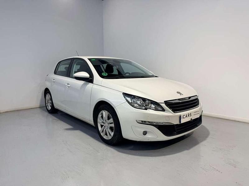 Usado Peugeot 308 Access 125 CV (91 kW) 2013 Blanco Utilitario