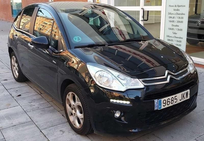 Usado Citroën C3 Feel 82 CV (60 kW) 2015 Negro Utilitario