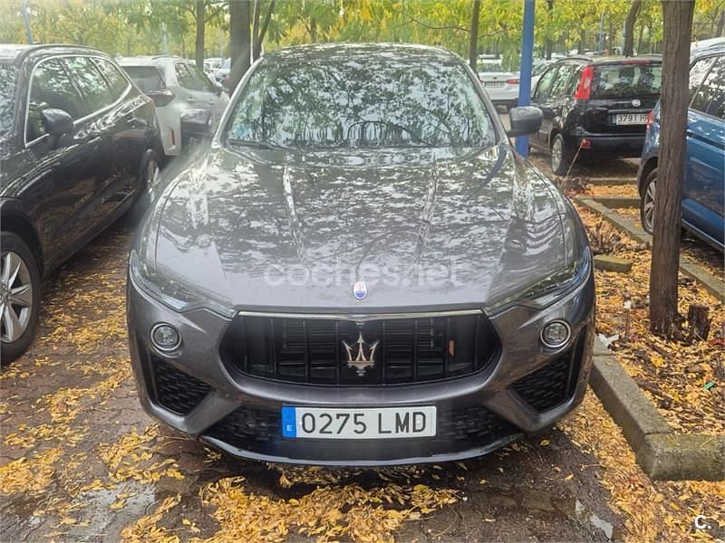 Gris / plata Usado 2021 Maserati Levante SUV | 41.100 € (Buen precio) - Imagen 1/4