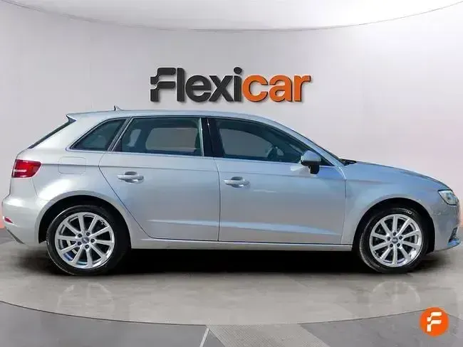 Usado Audi A3 190 CV (139 kW) 2017 Gris Berlina
