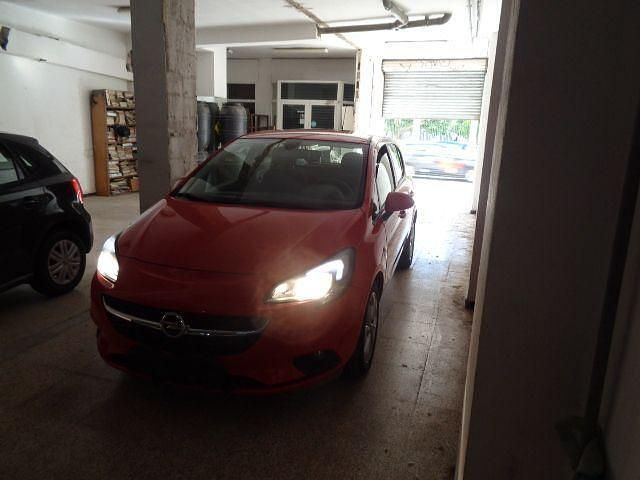 Usado Opel Corsa Selective 90 CV (66 kW) 2019 Rojo Utilitario