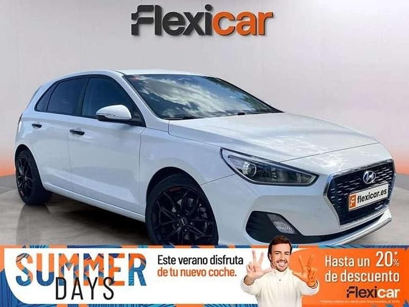 Blanco Usado 2018 Hyundai i30 GO! Utilitario | 14.590 € (Precio justo) - Imagen 1/4