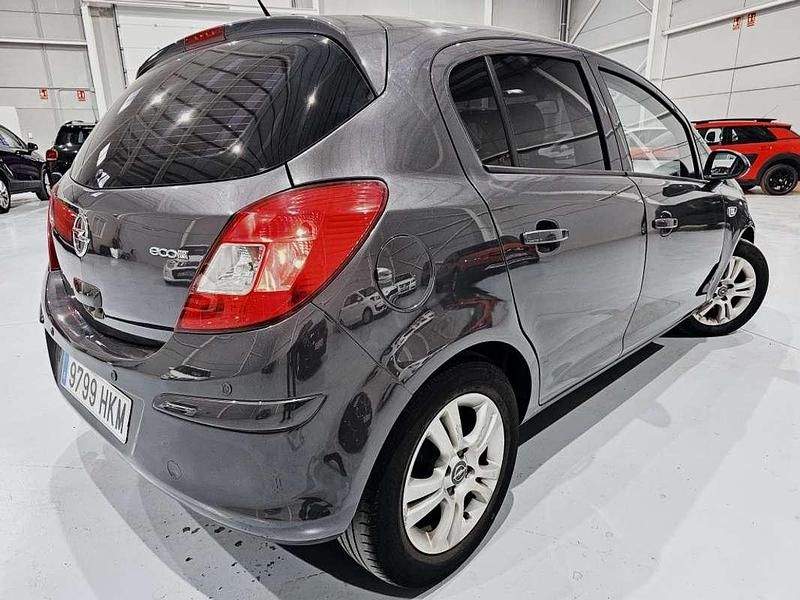 Usado Opel Corsa S 75 CV (55 kW) 2012 Gris Utilitario