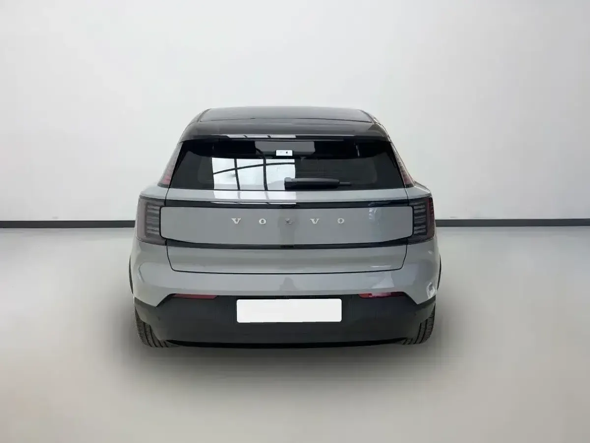 Nuevo Volvo EX30 Plus 200 kW (272 CV) 2025 Gris SUV