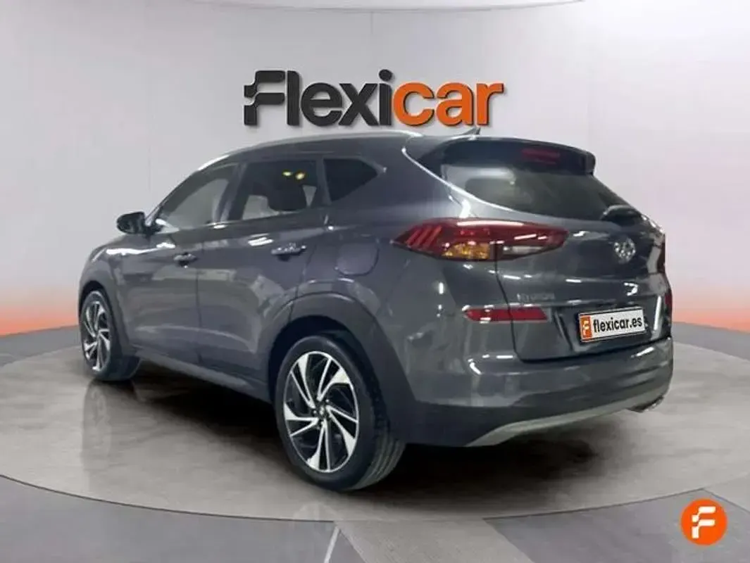 Usado Hyundai Tucson 177 CV (130 kW) 2018 Gris SUV