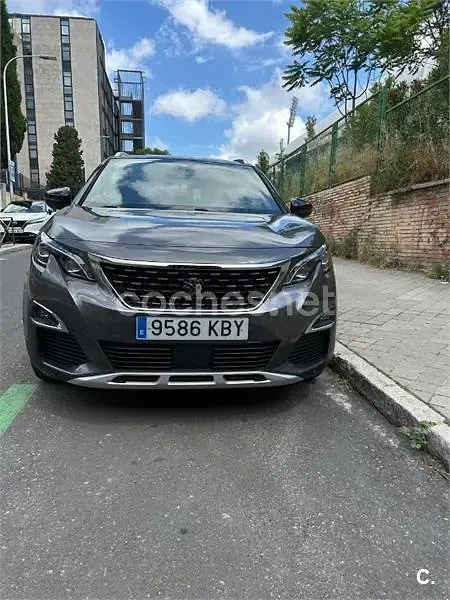 Usado Peugeot 5008 GT-line 150 CV (110 kW) 2017 Marrón SUV