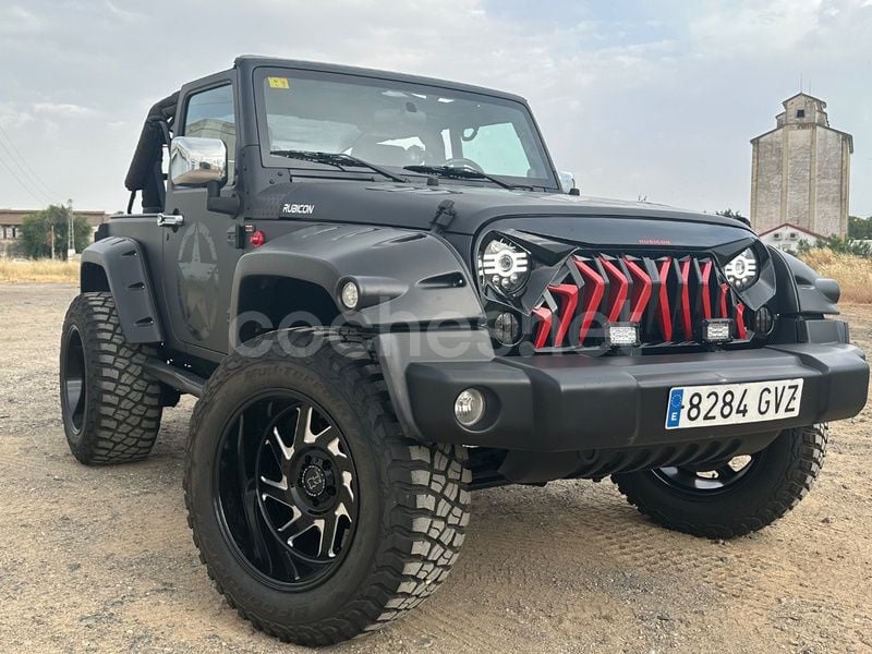Negro Usado 2010 Jeep Wrangler Unlimited Sahara SUV | 33.900 € (Caro) - Imagen 1/4