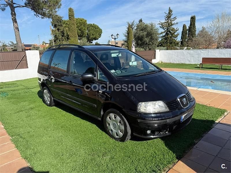 Usado Seat Alhambra Reference 140 CV (102 kW) 2006 Negro Monovolumen