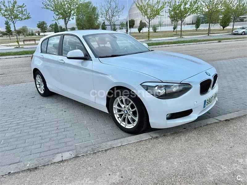 Occasion BMW 116 Efficient Dynamics 116 ch (85 kW) 2013 Blanc Citadine