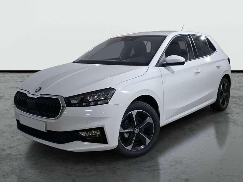 Blanco Usado 2024 Skoda Fabia Selection Berlina | 15.790 € (Super precio) - Imagen 1/4