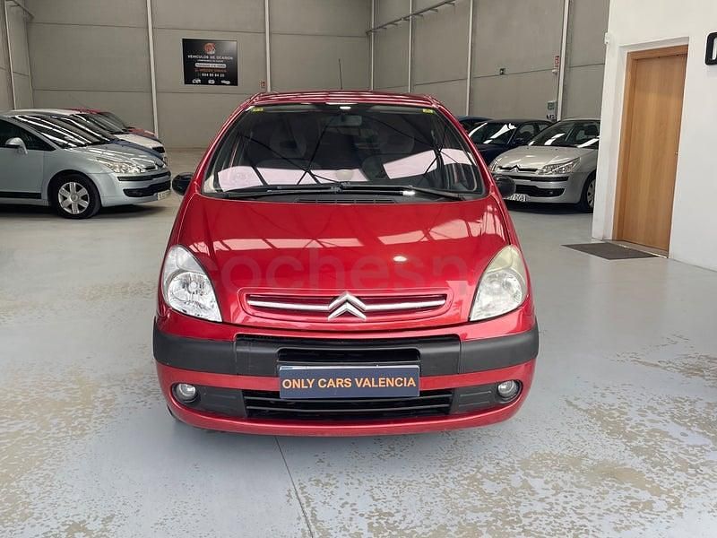 Usado Citroën Xsara Picasso 110 CV (80 kW) 2007 Granate Monovolumen