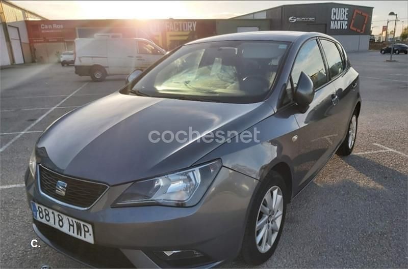 Usado Seat Ibiza FR 105 CV (77 kW) 2014 Gris / plata Berlina