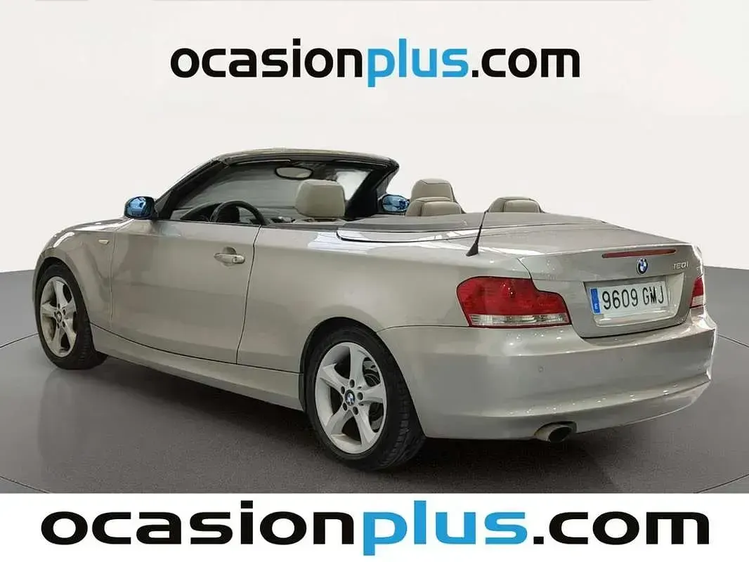 Usado BMW 120 Cabriolet 170 CV (125 kW) 2009 Beige Descapotable