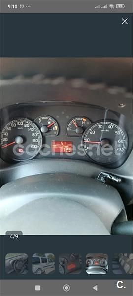 Usado Fiat Doblò Dynamic 105 CV (77 kW) 2009 Gris / plata Monovolumen