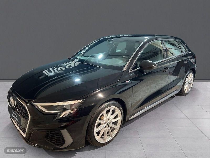 Negro Usado 2023 Audi A3 Sportback S-Line Utilitario | 28.900 € (Un poco caro) - Imagen 1/4