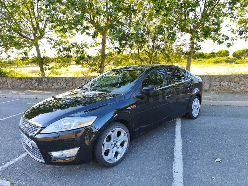 Usado Ford Mondeo Titanium 140 CV (102 kW) 2007 Negro Berlina