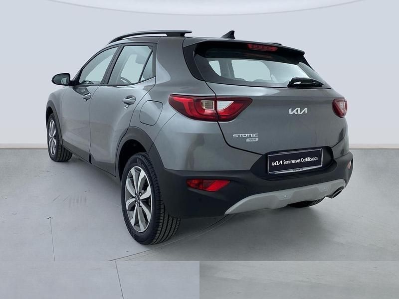 Nuevo Kia Stonic 100 CV (73 kW) 2025 Gris SUV