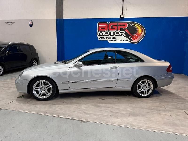 Gris / plata Usado 2003 Mercedes CLK270 Elegance Coupe | 5500 € (Precio justo) - Imagen 1/4