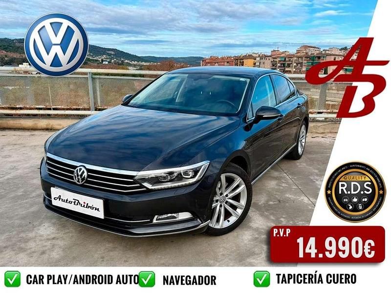 Negro Usado 2019 VW Passat Executive Berlina | 14.990 € (Buen precio) - Imagen 1/4