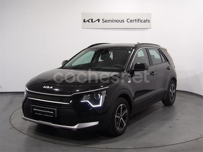Negro Usado 2025 Kia Niro SUV | 28.490 € (Un poco caro) - Imagen 1/4