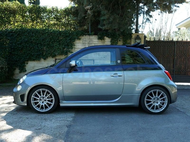 Usado Abarth 695C 180 CV (132 kW) 2018 Gris / plata Descapotable
