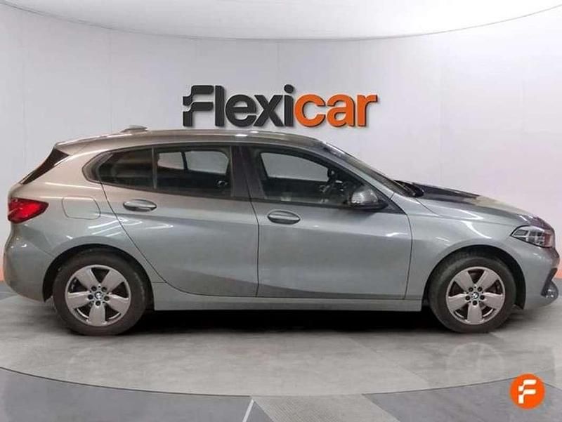 Usado BMW 116 116 CV (85 kW) 2022 Gris Utilitario