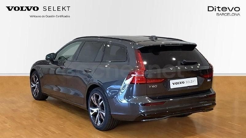 Ny Volvo V60 Plus 197 HK (144 kW) 2025 Grå Stationcar