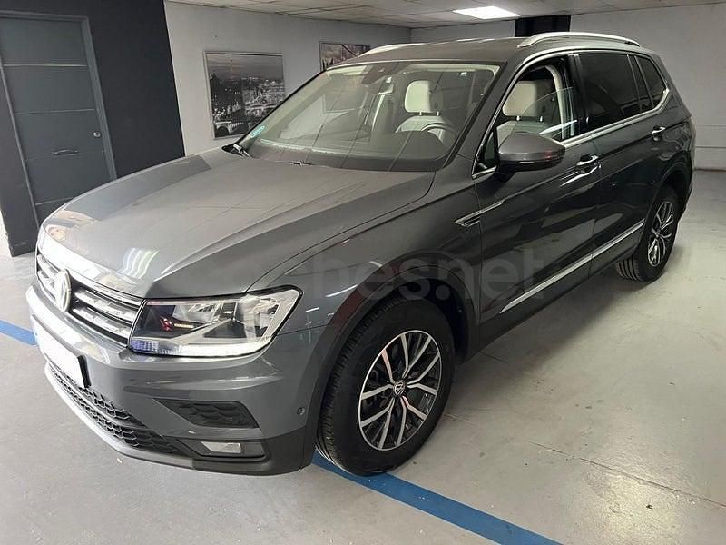Usado VW Tiguan Allspace Advance 150 CV (110 kW) 2021 Gris / plata SUV