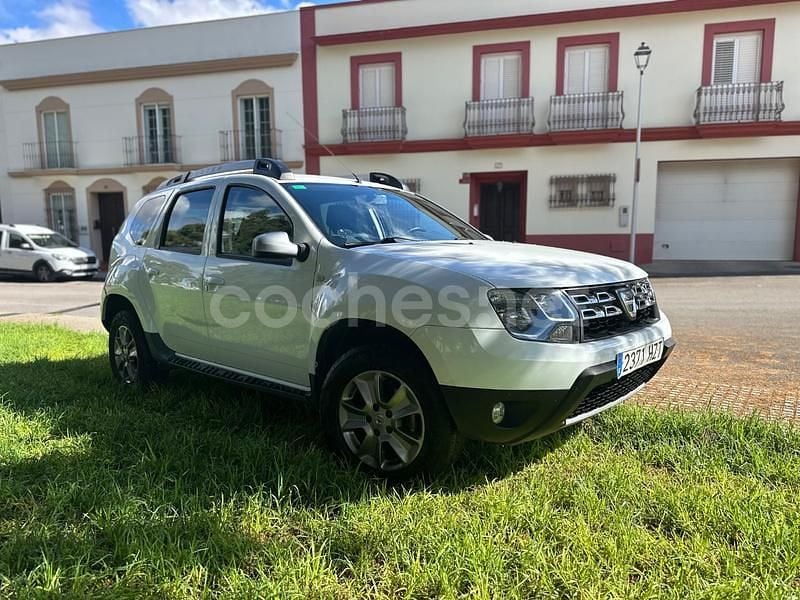 Blanco Usado 2014 Dacia Duster Lauréate SUV | 8900 € (Precio justo) - Imagen 1/4