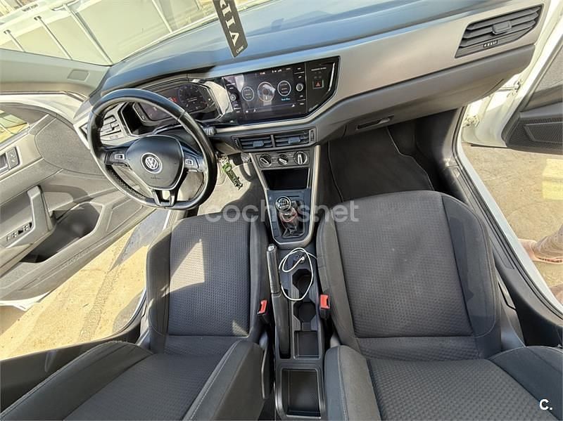 Usado VW Polo Advance 95 CV (69 kW) 2018 Blanco Utilitario