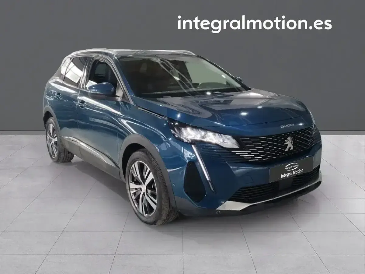 Usado Peugeot 3008 Allure 130 CV (95 kW) 2022 Azul SUV