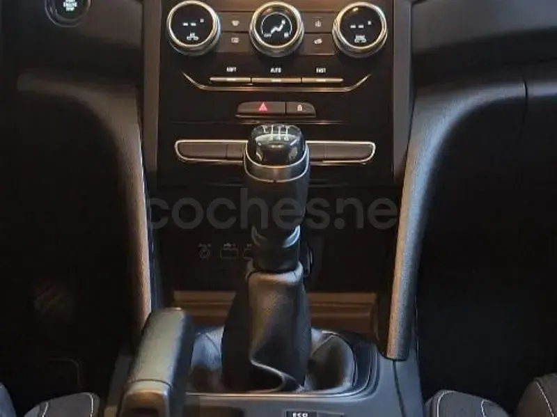 Usado Renault Mégane II Intens 115 CV (84 kW) 2021 Gris / plata Berlina